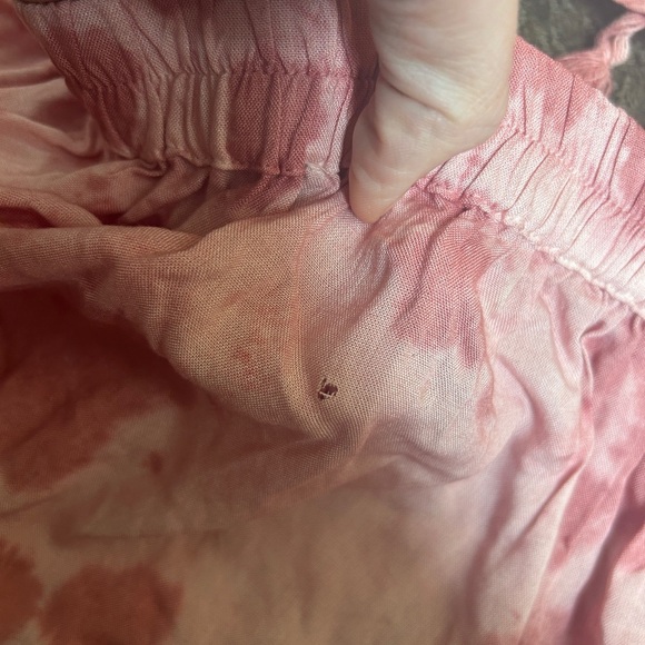Pink Tie-Dye Shorts and Top with Tassels - Picture 3 of 4